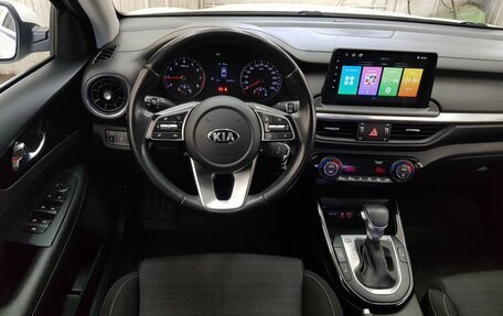 KIA Cerato IV, 2020 год, 1 795 000 рублей, 5 фотография