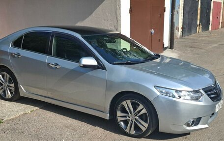 Honda Accord VIII рестайлинг, 2011 год, 1 250 000 рублей, 4 фотография