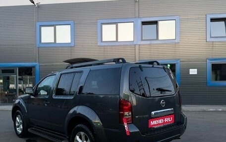 Nissan Pathfinder, 2010 год, 1 600 000 рублей, 5 фотография