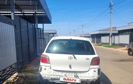 Toyota Vitz, 1999 год, 250 000 рублей, 3 фотография