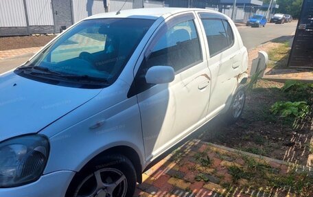 Toyota Vitz, 1999 год, 250 000 рублей, 2 фотография