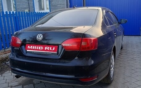 Volkswagen Jetta VI, 2012 год, 1 150 000 рублей, 3 фотография