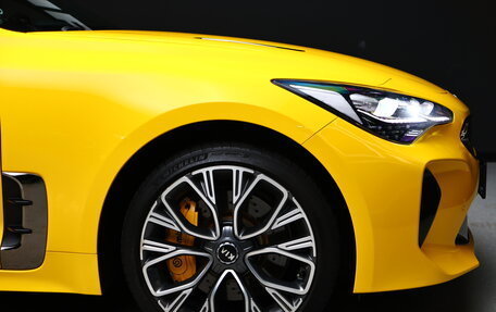 KIA Stinger I, 2018 год, 2 750 000 рублей, 7 фотография