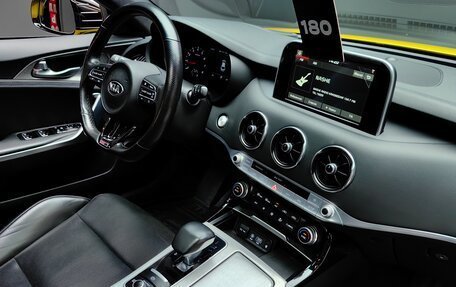 KIA Stinger I, 2018 год, 2 750 000 рублей, 29 фотография