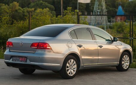 Volkswagen Passat B7, 2011 год, 1 060 000 рублей, 10 фотография