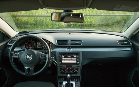 Volkswagen Passat B7, 2011 год, 1 060 000 рублей, 21 фотография