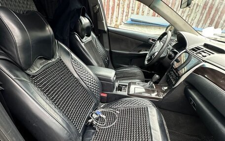 Toyota Camry, 2017 год, 1 590 000 рублей, 6 фотография