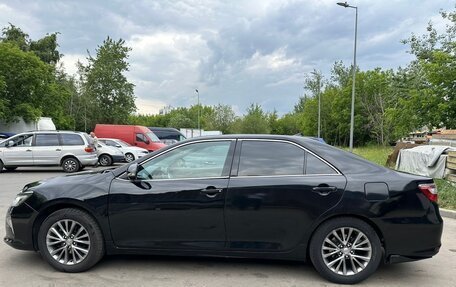 Toyota Camry, 2017 год, 1 590 000 рублей, 4 фотография