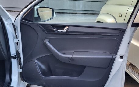 Skoda Rapid I, 2018 год, 1 200 000 рублей, 12 фотография