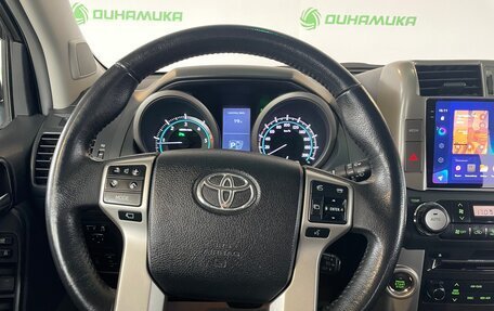 Toyota Land Cruiser Prado 150 рестайлинг 2, 2012 год, 3 490 000 рублей, 16 фотография