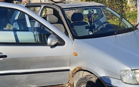 Volkswagen Polo III рестайлинг, 2000 год, 160 000 рублей, 3 фотография
