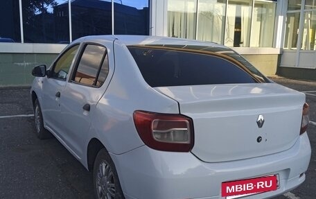 Renault Logan II, 2015 год, 449 000 рублей, 5 фотография