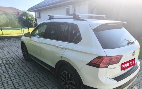Volkswagen Tiguan II, 2018 год, 2 800 000 рублей, 4 фотография