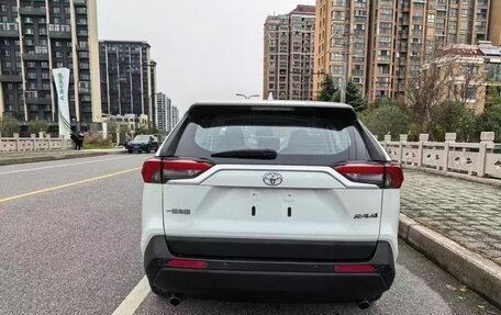 Toyota RAV4, 2021 год, 2 182 892 рублей, 5 фотография