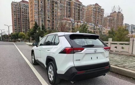 Toyota RAV4, 2021 год, 2 182 892 рублей, 4 фотография