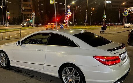 Mercedes-Benz E-Класс, 2012 год, 1 650 000 рублей, 7 фотография