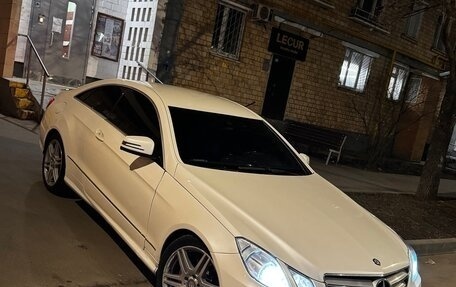 Mercedes-Benz E-Класс, 2012 год, 1 650 000 рублей, 17 фотография