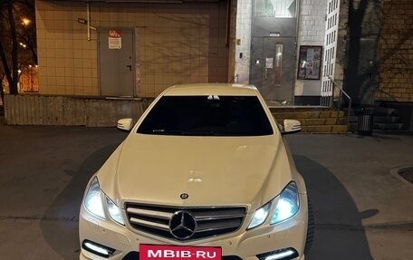 Mercedes-Benz E-Класс, 2012 год, 1 650 000 рублей, 21 фотография