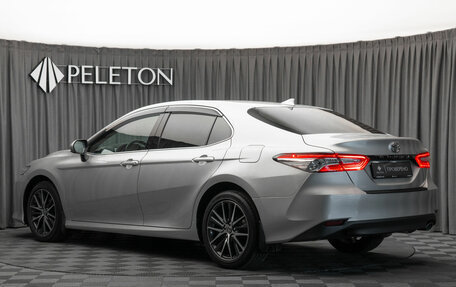 Toyota Camry, 2021 год, 3 490 000 рублей, 4 фотография