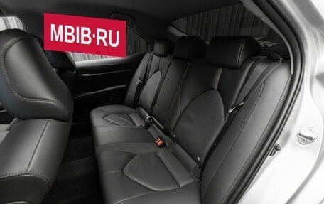 Toyota Camry, 2021 год, 3 490 000 рублей, 14 фотография