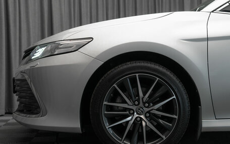 Toyota Camry, 2021 год, 3 490 000 рублей, 28 фотография