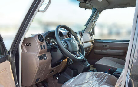 Toyota Land Cruiser 70, 2025 год, 9 598 000 рублей, 7 фотография
