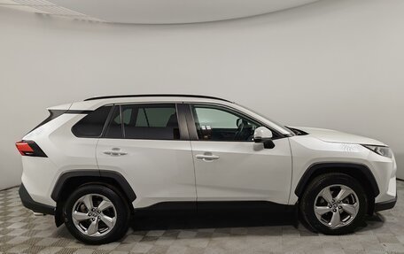 Toyota RAV4, 2019 год, 2 775 000 рублей, 4 фотография