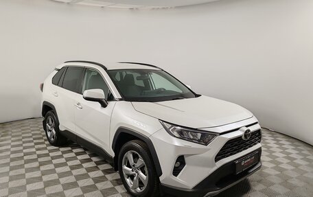 Toyota RAV4, 2019 год, 2 775 000 рублей, 3 фотография