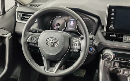 Toyota RAV4, 2019 год, 2 775 000 рублей, 17 фотография