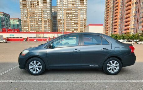 Toyota Yaris III рестайлинг, 2006 год, 800 000 рублей, 14 фотография