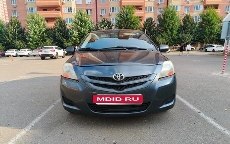 Toyota Yaris III рестайлинг, 2006 год, 800 000 рублей, 6 фотография