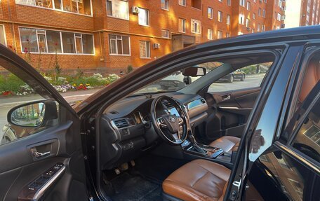 Toyota Camry, 2017 год, 2 200 000 рублей, 8 фотография
