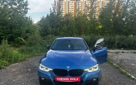 BMW 3 серия, 2018 год, 2 700 000 рублей, 3 фотография