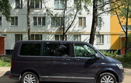 Volkswagen Caravelle T6 рестайлинг, 2019 год, 5 000 000 рублей, 3 фотография