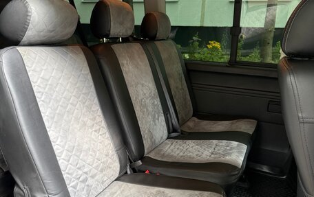 Volkswagen Caravelle T6 рестайлинг, 2019 год, 5 000 000 рублей, 7 фотография
