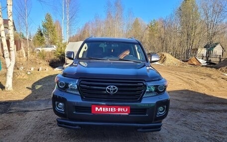 Toyota Land Cruiser 200, 2014 год, 3 550 000 рублей, 7 фотография