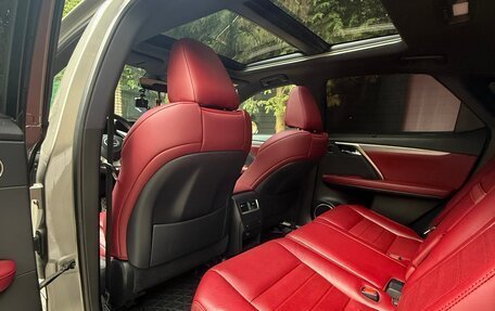 Lexus RX IV рестайлинг, 2016 год, 4 600 000 рублей, 9 фотография