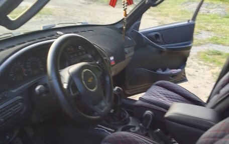 Chevrolet Niva I рестайлинг, 2006 год, 370 000 рублей, 24 фотография