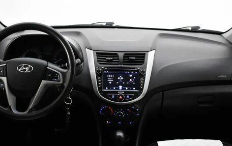 Hyundai Solaris II рестайлинг, 2013 год, 745 000 рублей, 6 фотография