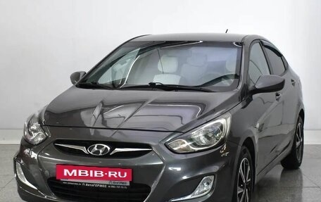 Hyundai Solaris II рестайлинг, 2013 год, 745 000 рублей, 2 фотография