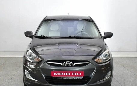 Hyundai Solaris II рестайлинг, 2013 год, 745 000 рублей, 3 фотография