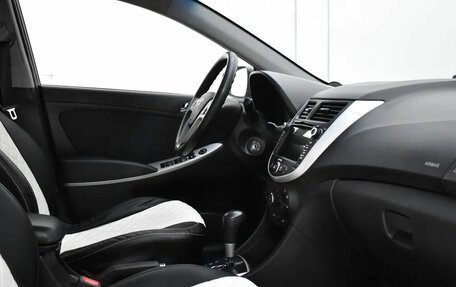 Hyundai Solaris II рестайлинг, 2013 год, 745 000 рублей, 12 фотография