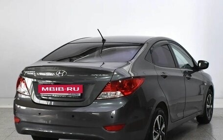 Hyundai Solaris II рестайлинг, 2013 год, 745 000 рублей, 5 фотография