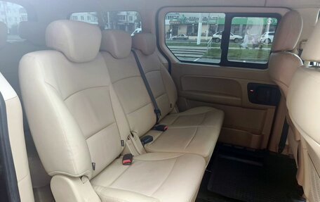 Hyundai H-1 II рестайлинг, 2021 год, 3 895 000 рублей, 16 фотография