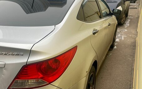 Hyundai Solaris II рестайлинг, 2012 год, 500 000 рублей, 1 фотография