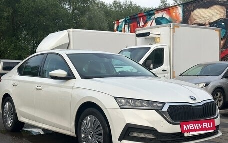 Skoda Octavia IV, 2020 год, 2 350 000 рублей, 3 фотография