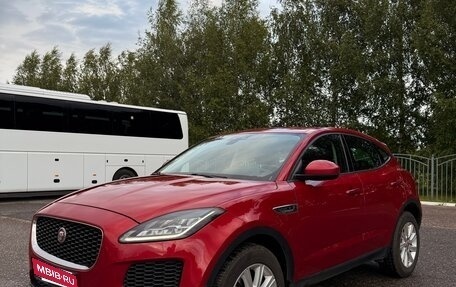 Jaguar E-Pace, 2018 год, 2 590 000 рублей, 3 фотография
