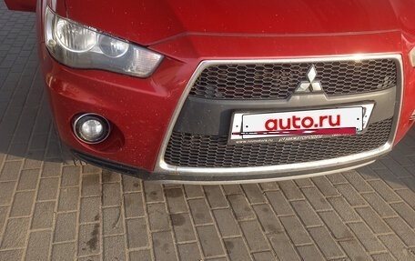 Mitsubishi Outlander III рестайлинг 3, 2010 год, 1 100 000 рублей, 9 фотография
