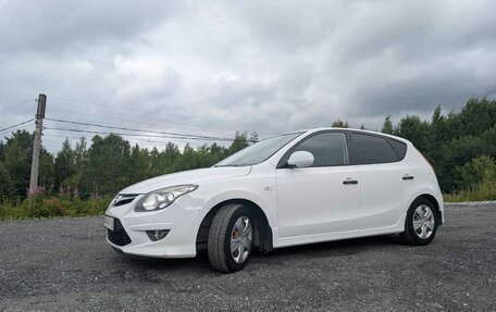 Hyundai i30 I, 2010 год, 630 000 рублей, 4 фотография