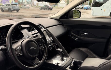 Jaguar E-Pace, 2018 год, 2 590 000 рублей, 14 фотография